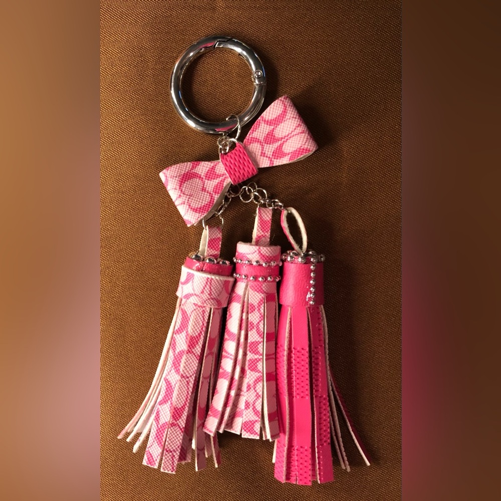 Handmade Spring Tassel Key Holder